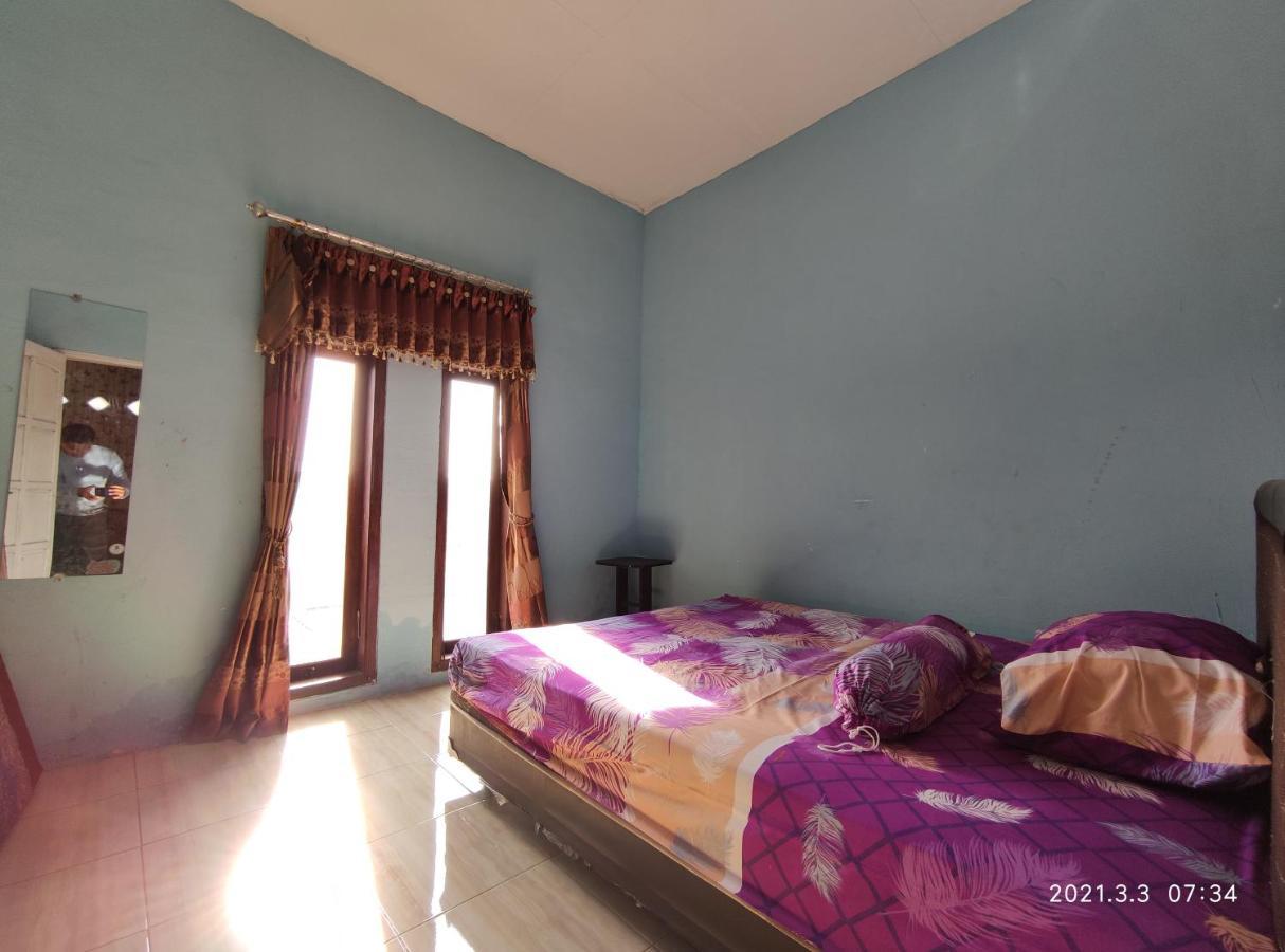 Puncak Pinus And Pool Villa บาตู ภายนอก รูปภาพ
