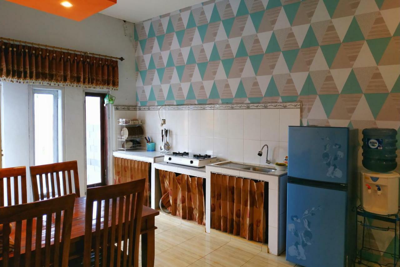 Puncak Pinus And Pool Villa บาตู ภายนอก รูปภาพ